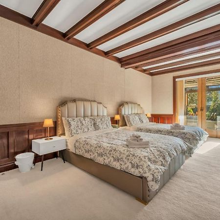 Historic Specious Home In Vancouver West Екстериор снимка